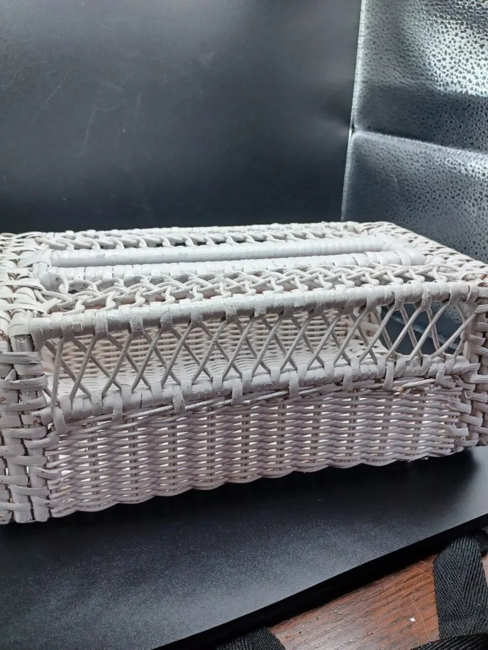 Vintage Woven White Wicker Rattan Kleenex Tissue Box Cover Holder Natural